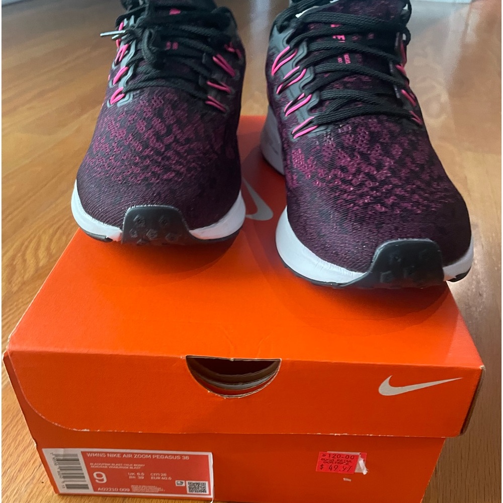 NWT women’s Nike Air Zoom Pegasus 36 on size 9.